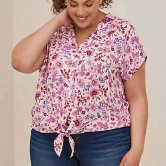 Torrid Pink Floral Blouse - Picture 1 of 5